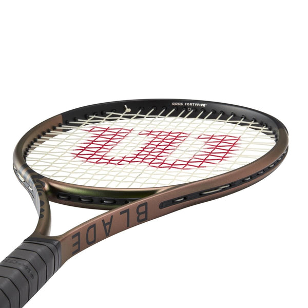 Wilson Blade V8 98 16×19 wr078711u_4_blade_98_v8_16x19_