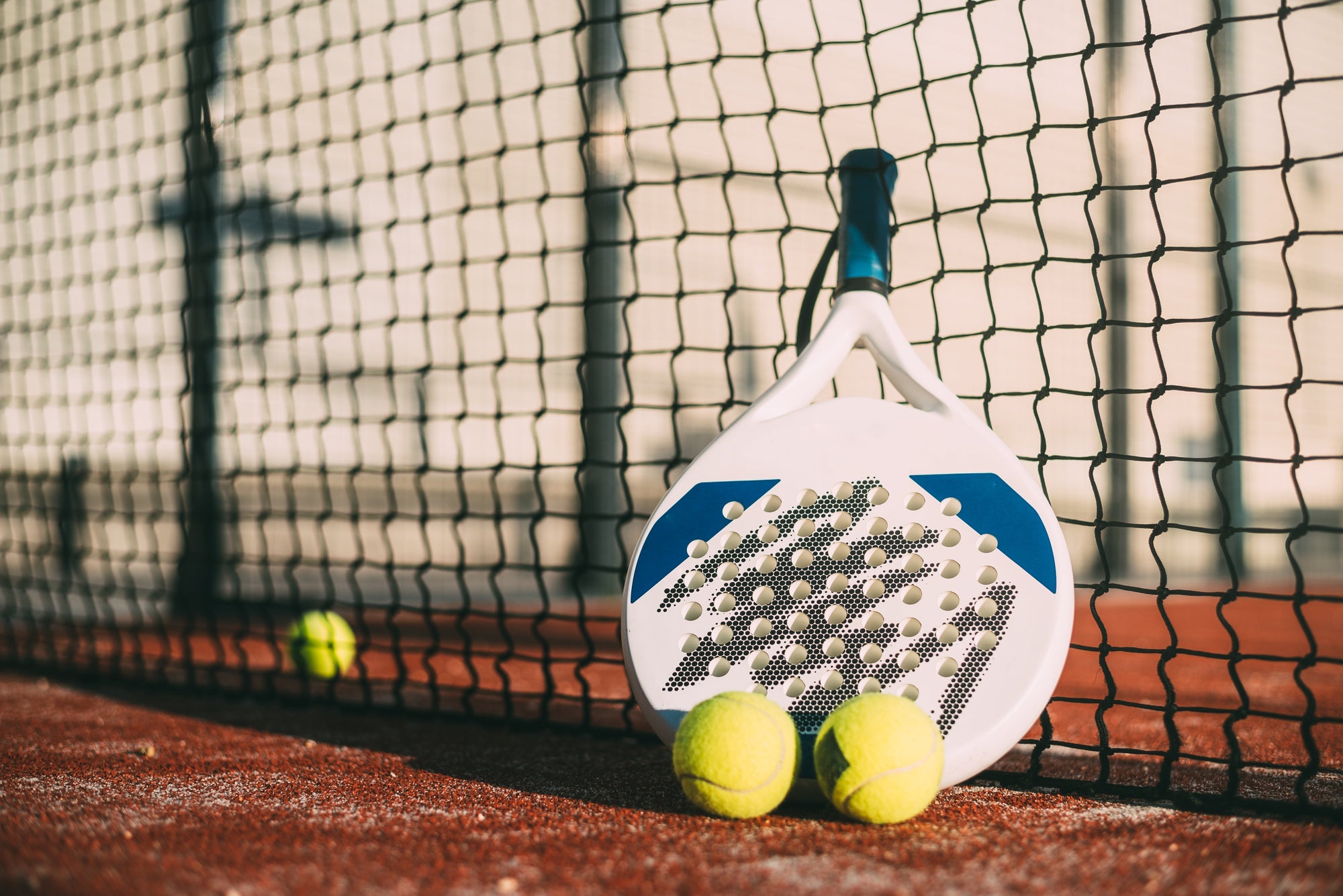 Worauf’s wirklich ankommt: Deine perfekte Padelausrüstung 🎾 von racketshop.ch