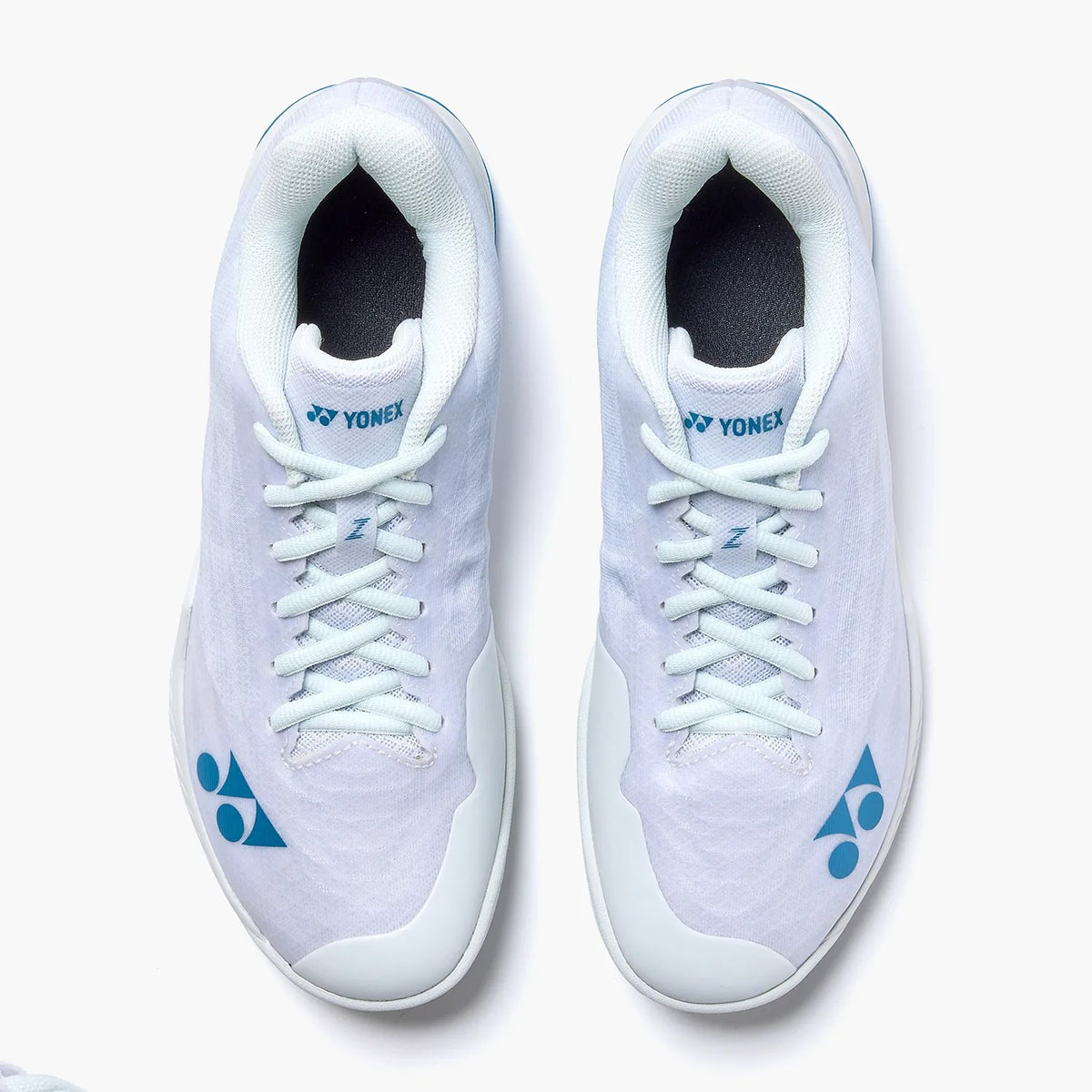Yonex Aerus Z2 Men White Blue